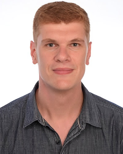 Borja Esteso Orduña