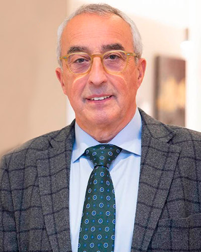 Dr. Javier Salas Puig