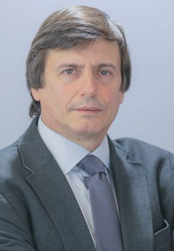 Dr. Roberto H. Caraballo